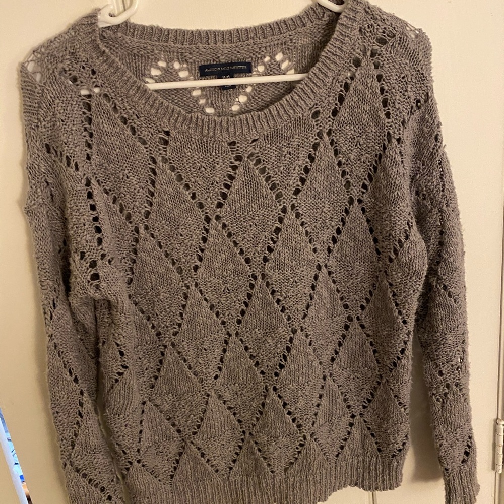 American Eagle Sweater - Picture 3 of 4